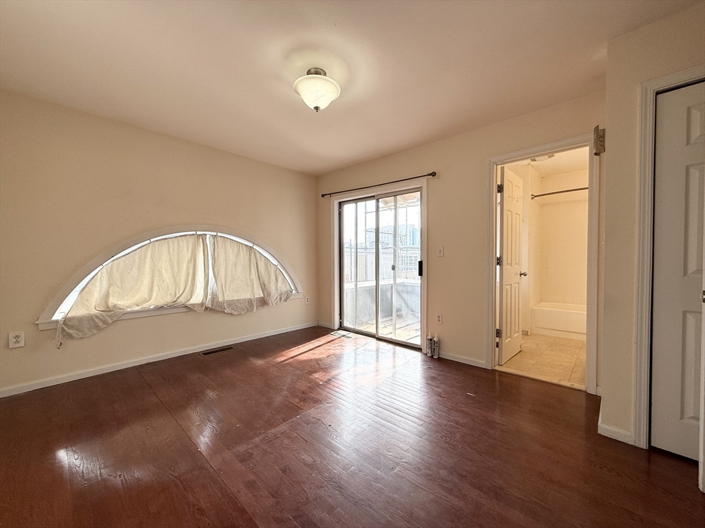 2 bed, 2 bath apartment for rent at 22 Chestnut Unit A, Cambridgeport — photo 14 of 17
