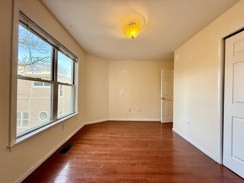 2 bed, 2 bath apartment for rent at 22 Chestnut Unit A, Cambridgeport — photo 12 of 17