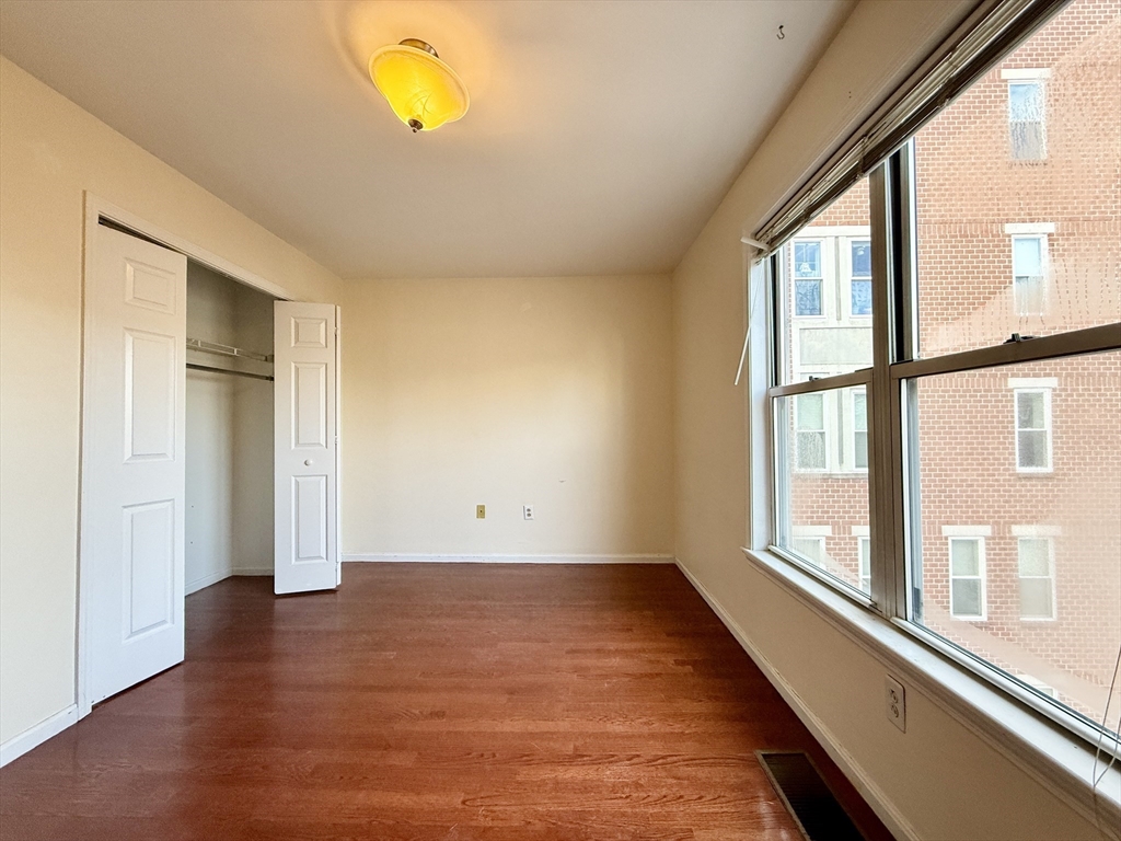 2 bed, 2 bath apartment for rent at 22 Chestnut Unit A, Cambridgeport — photo 11 of 17