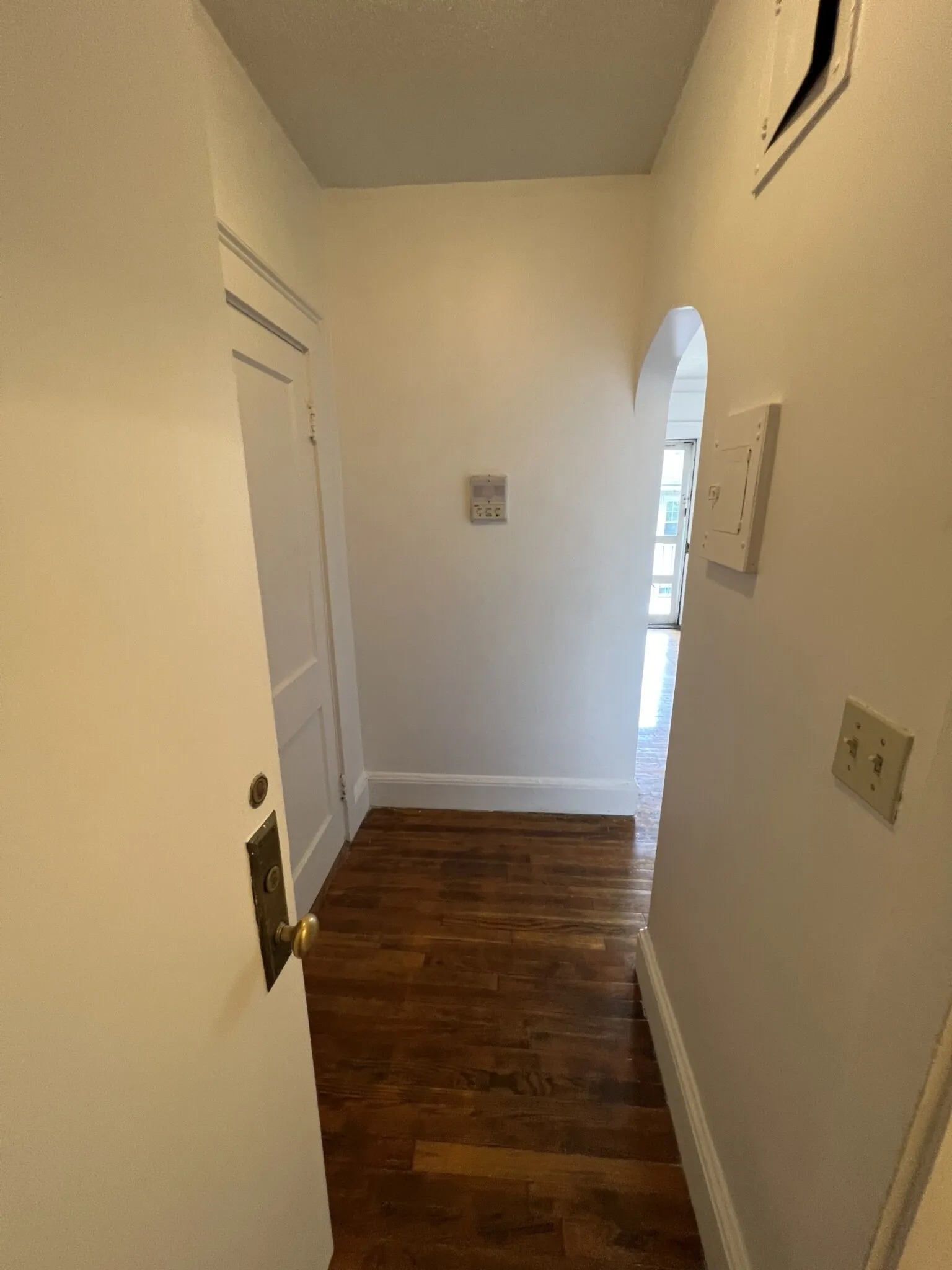 Studio bed, 1 bath apartment for rent at 22 Chiswick Rd Unit 10, Brighton — photo 15 of 16
