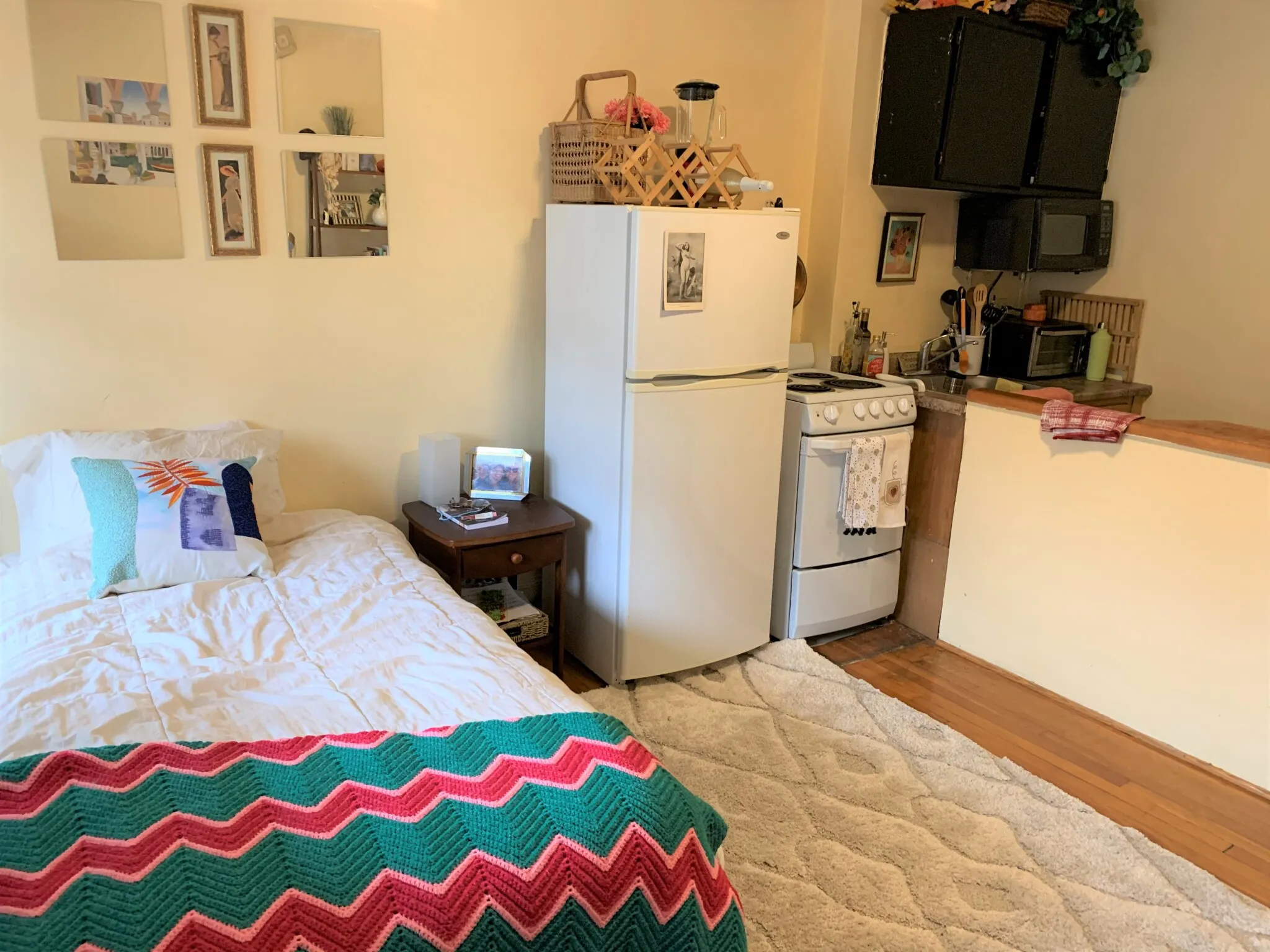 Studio bed, 1 bath apartment for rent at 22 Chiswick Rd Unit 10, Brighton — photo 12 of 16