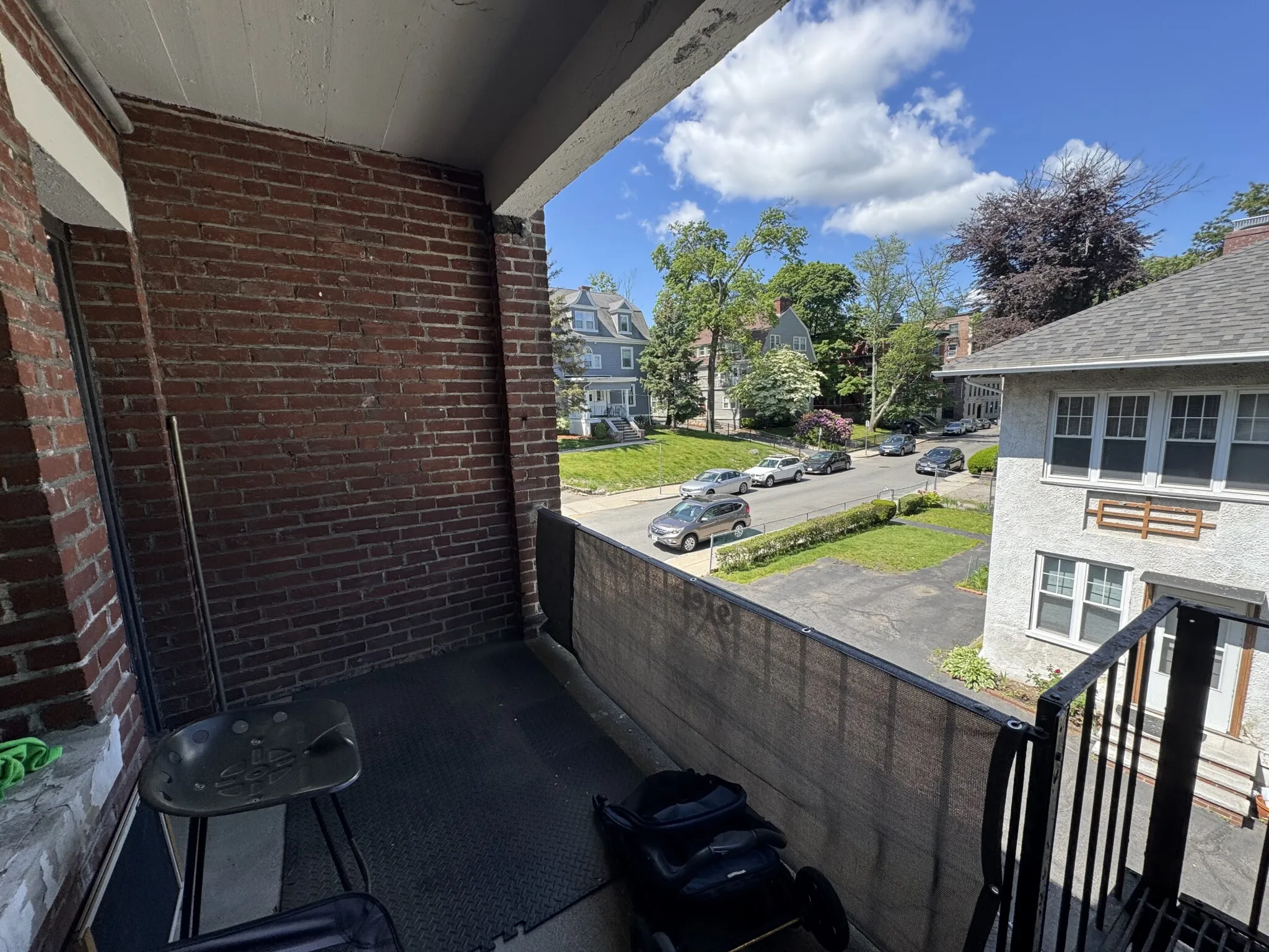 Studio bed, 1 bath apartment for rent at 22 Chiswick Rd Unit 10, Brighton — photo 5 of 16