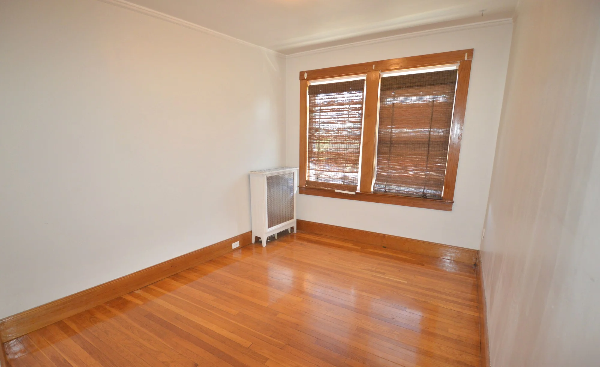 2 bed, 1 bath apartment for rent at 22 Chiswick Rd Unit 13, Brighton — photo 6 of 9