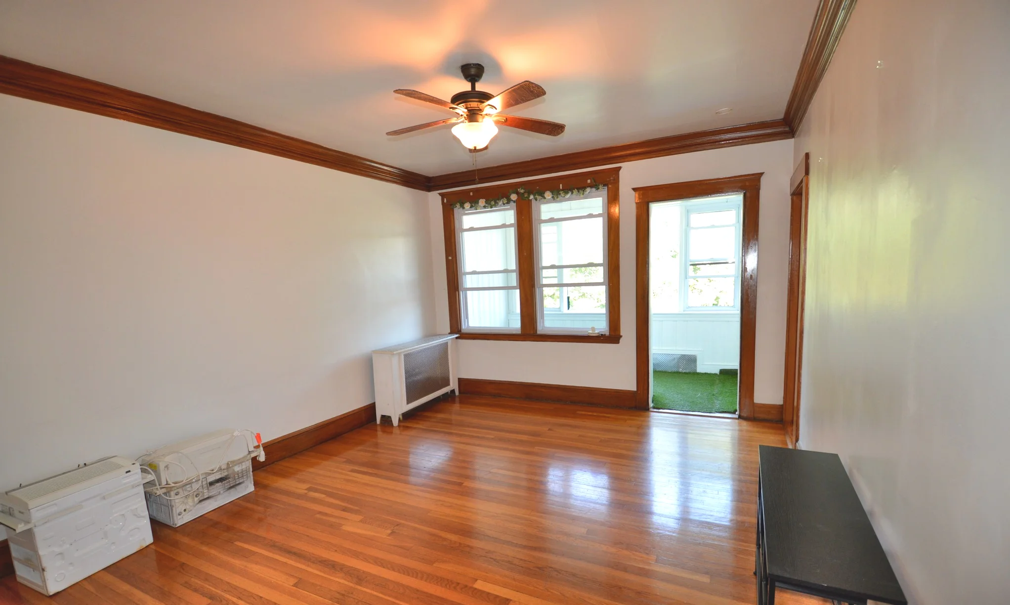 2 bed, 1 bath apartment for rent at 22 Chiswick Rd Unit 13, Brighton — photo 2 of 9
