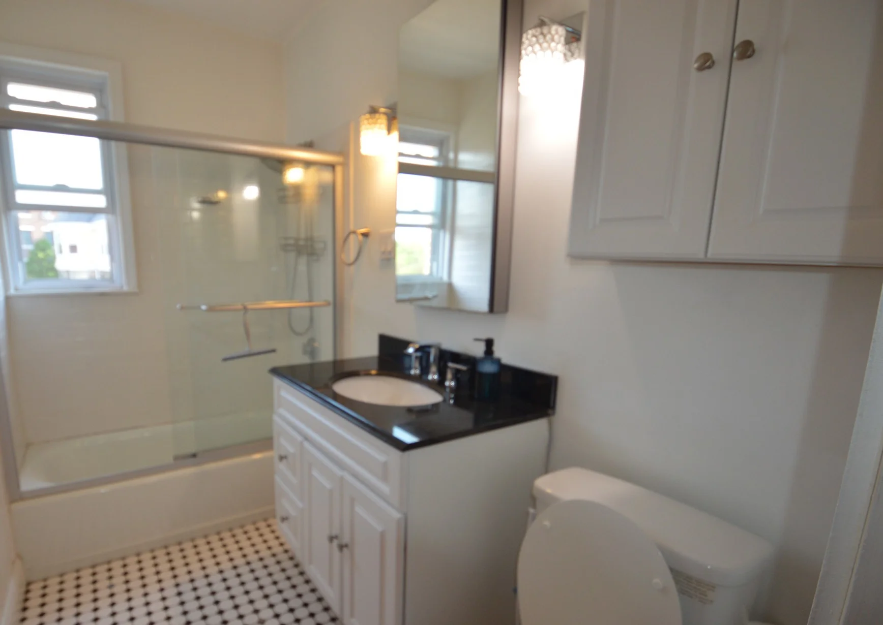 2 bed, 1 bath apartment for rent at 22 Chiswick Rd Unit 13, Brighton — photo 7 of 9