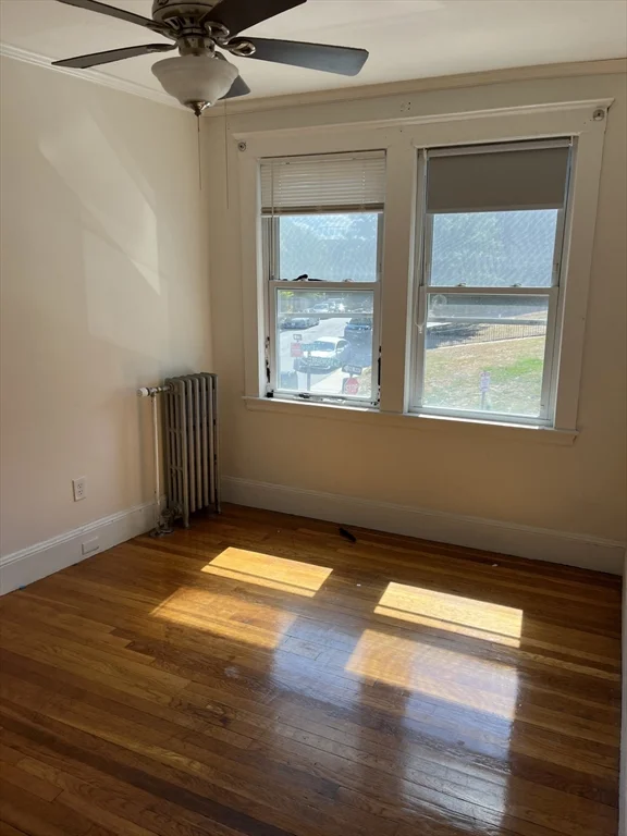 2 bed, 1 bath apartment for rent at 22 Chiswick Rd Unit 7, Brighton — photo 4 of 5
