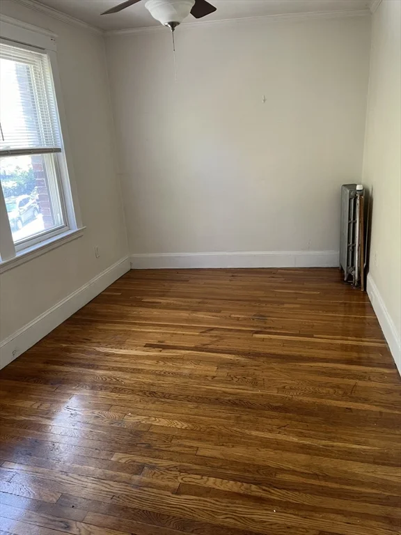 2 bed, 1 bath apartment for rent at 22 Chiswick Rd Unit 7, Brighton — photo 3 of 5