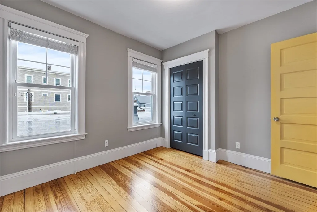 3 bed, 2 bath apartment for rent at 22 Clarendon Ave Unit 2, Teele Square — photo 13 of 17