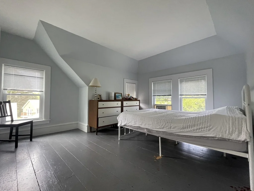 1 bed, 1 bath apartment for rent at 22 Cleveland Ave Unit 3, Woburn — photo 17 of 23