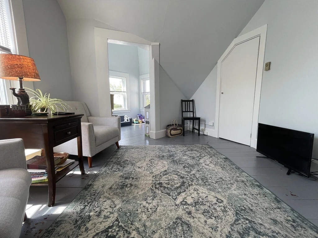1 bed, 1 bath apartment for rent at 22 Cleveland Ave Unit 3, Woburn — photo 6 of 23