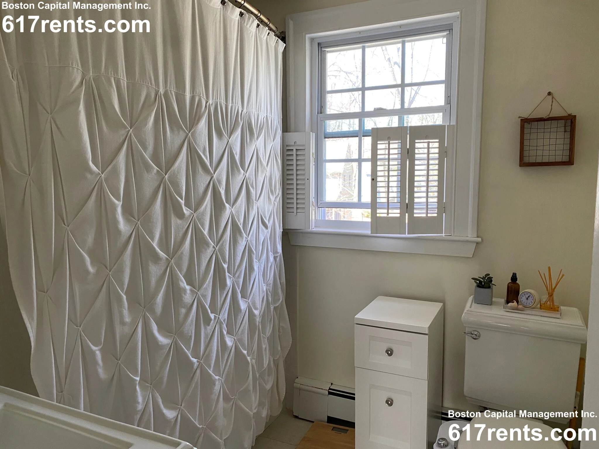 3 bed, 1.5 bath apartment for rent at 22 Cleveland Rd Unit 1, Wellesley — photo 16 of 21