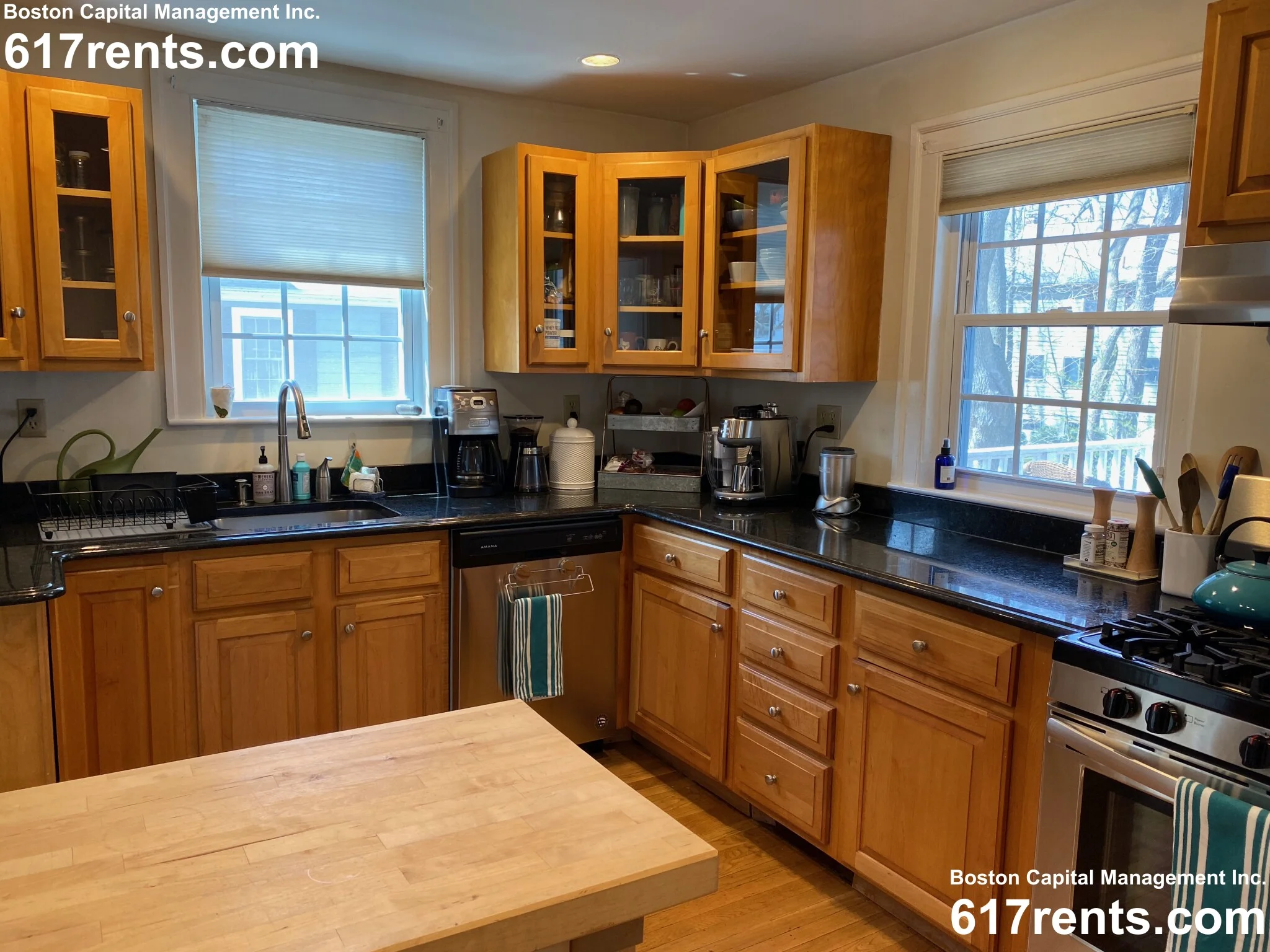 3 bed, 1.5 bath apartment for rent at 22 Cleveland Rd Unit 1, Wellesley — photo 1 of 21