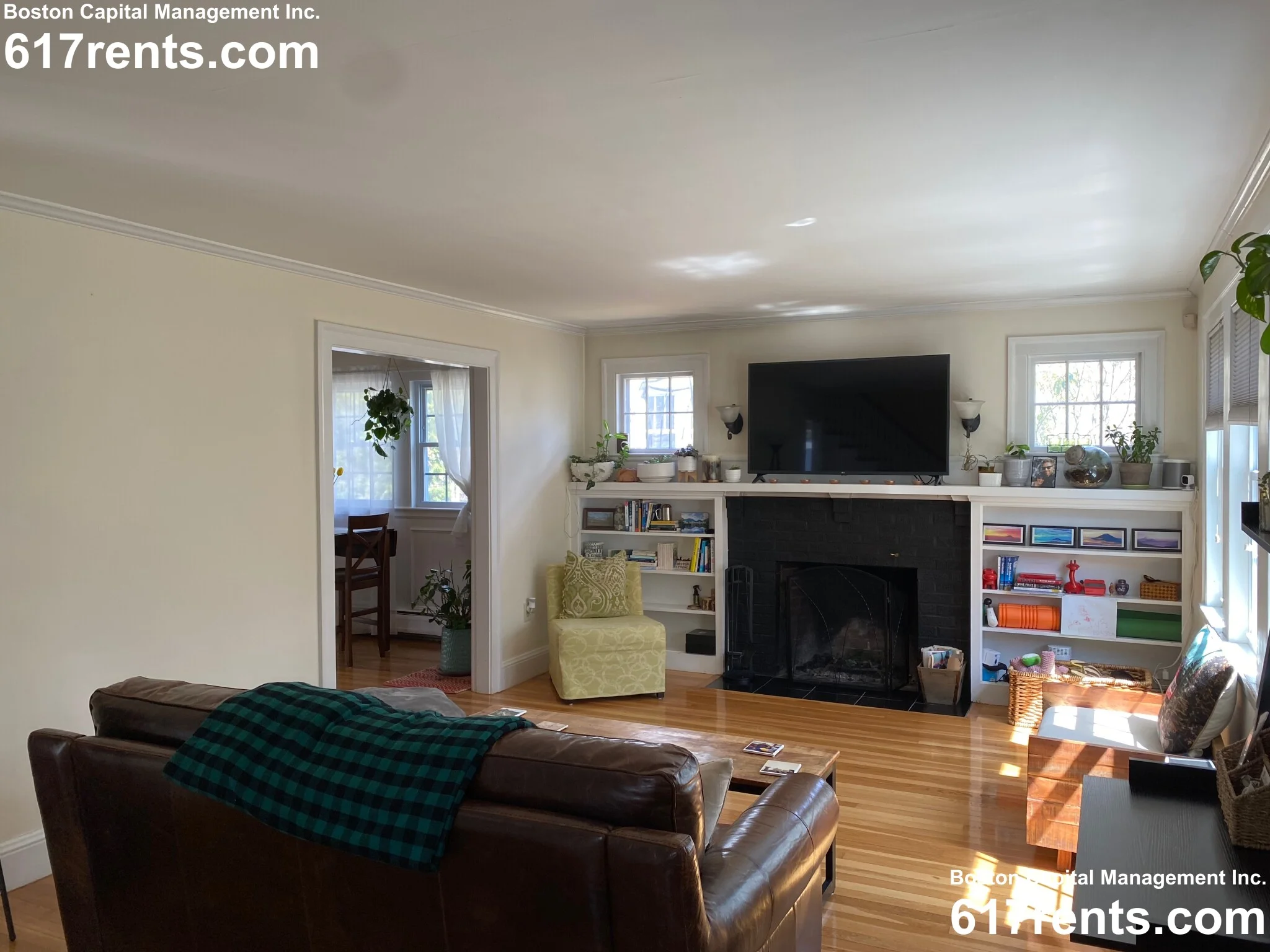 3 bed, 1.5 bath apartment for rent at 22 Cleveland Rd Unit 1, Wellesley — photo 4 of 21