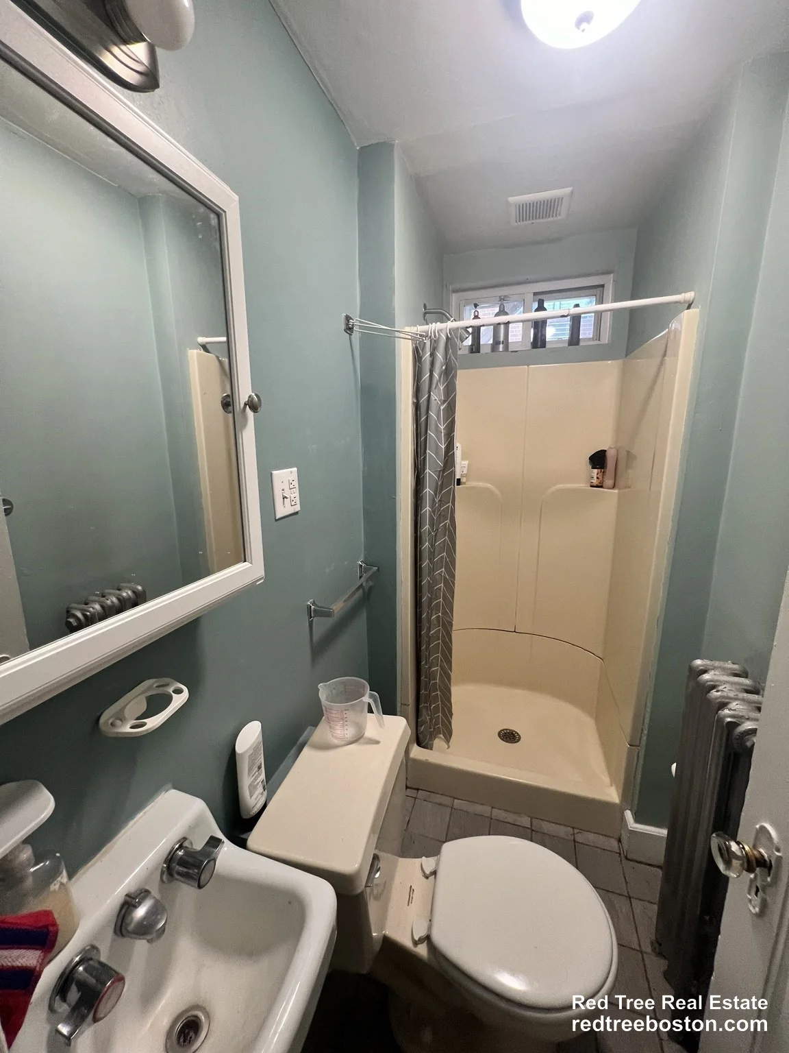4 bed, 2 bath apartment for rent at 22 Commonwealth Ter Unit 1, Brighton — photo 11 of 11