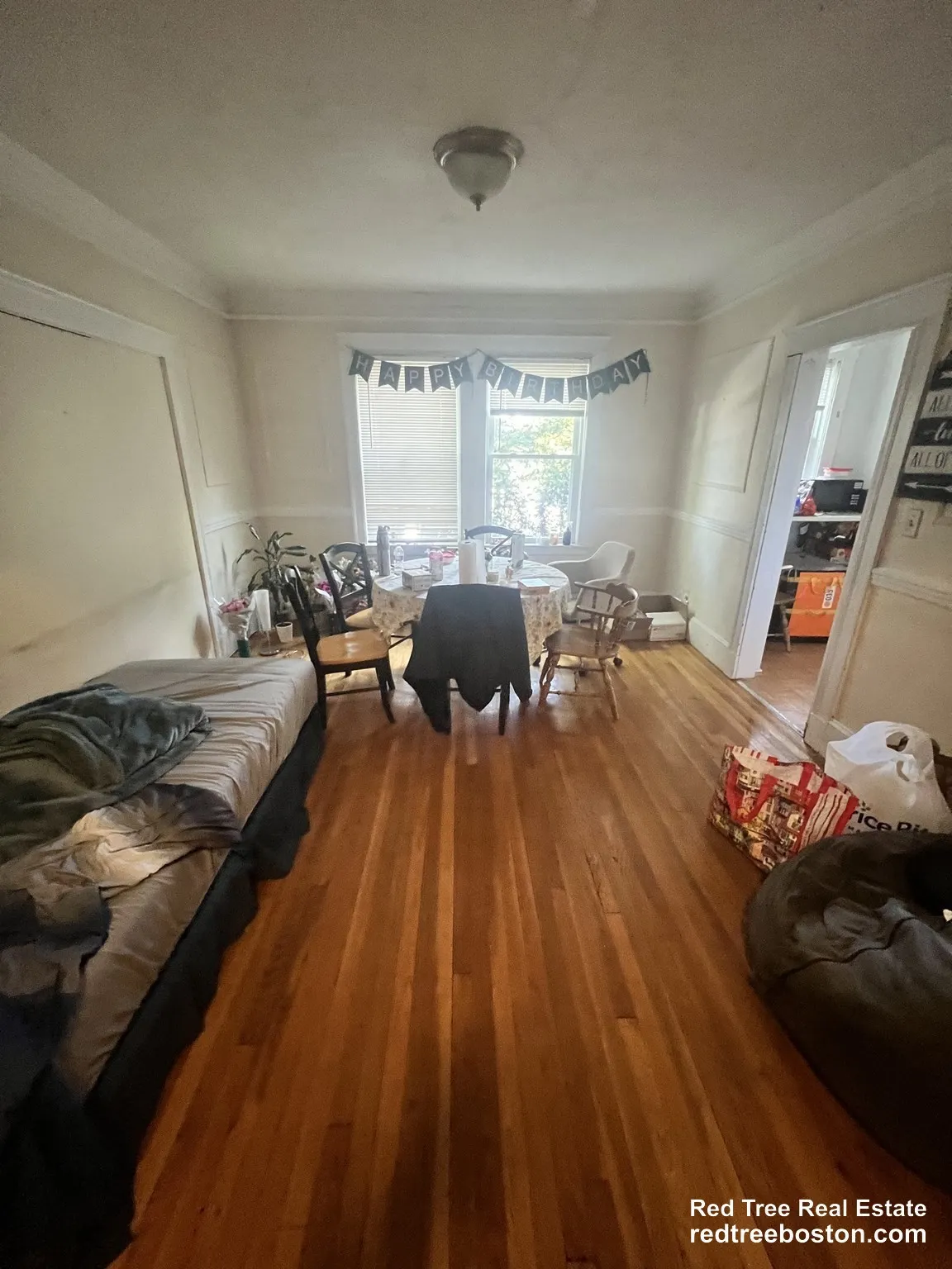 4 bed, 2 bath apartment for rent at 22 Commonwealth Ter Unit 1, Brighton — photo 2 of 11