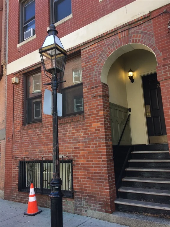 2 bed, 1 bath apartment for rent at 22 Cooper St Unit 3, North End — photo 13 of 13