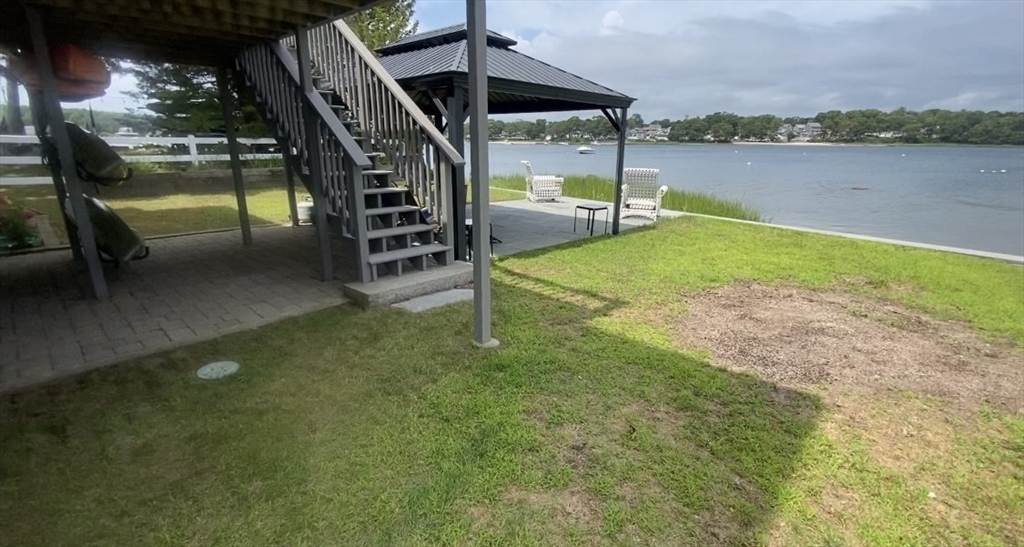 4 bed, 2 bath apartment for rent at 22 Cove St, Onset — photo 20 of 35
