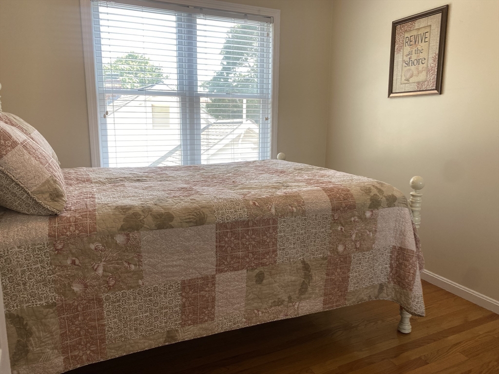 4 bed, 2 bath apartment for rent at 22 Cove St, Onset — photo 12 of 35