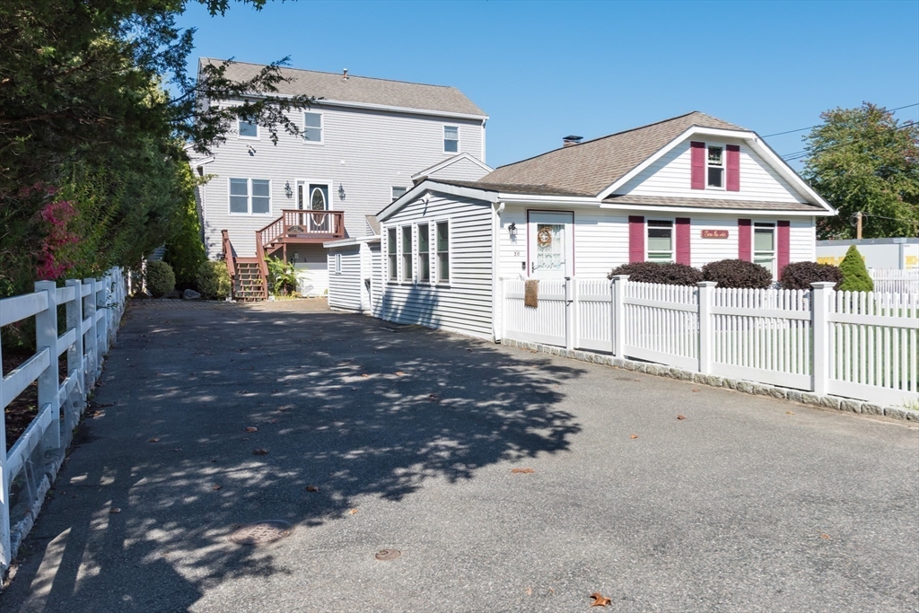 4 bed, 2 bath apartment for rent at 22 Cove St, Onset — photo 32 of 35