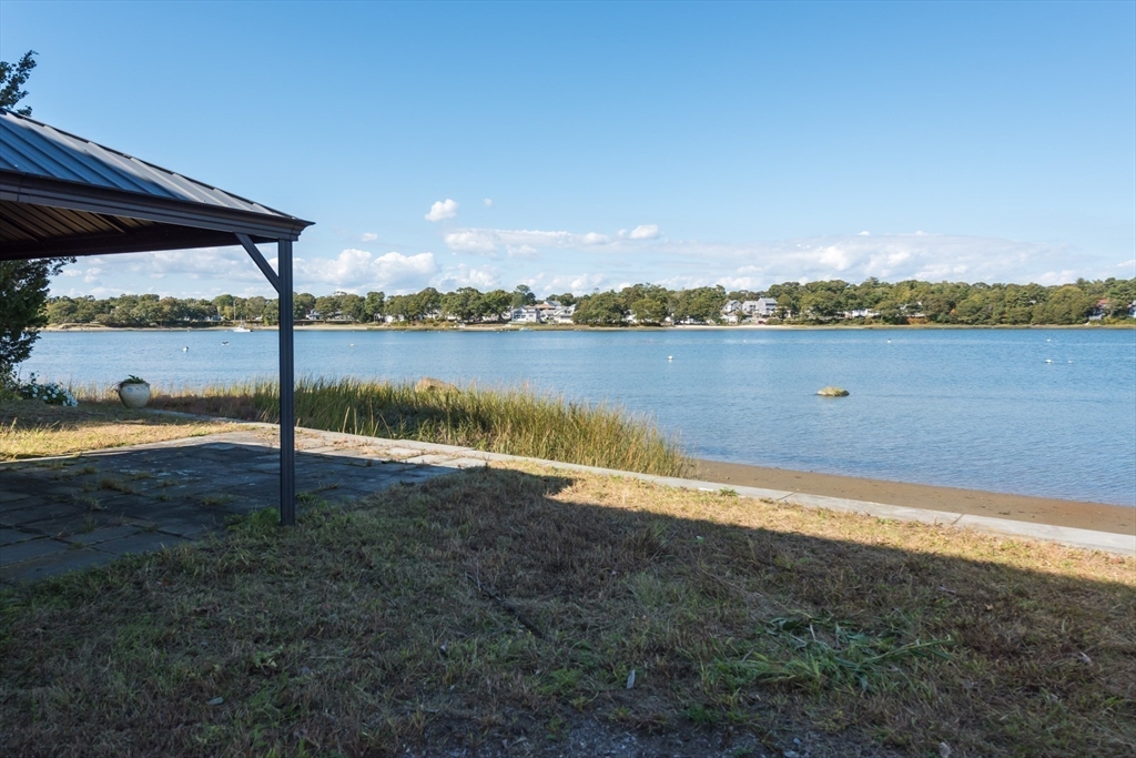 4 bed, 2 bath apartment for rent at 22 Cove St, Onset — photo 22 of 35