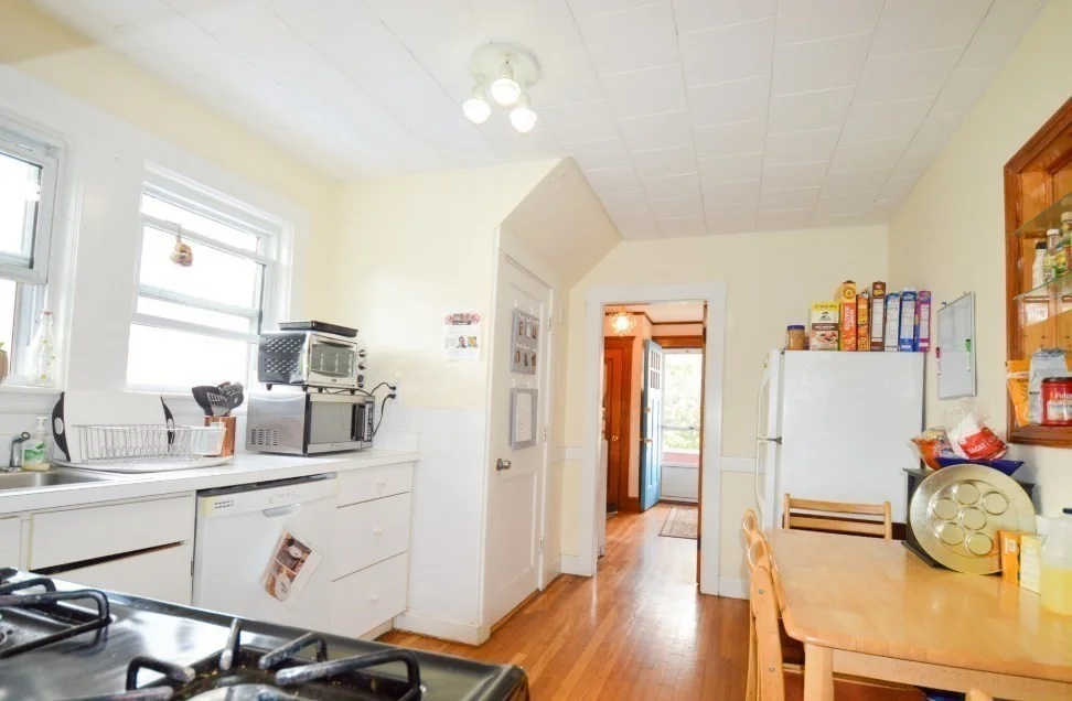 3 bed, 2 bath apartment for rent at 22 Cresthill Rd Unit 22, Brighton — photo 6 of 20