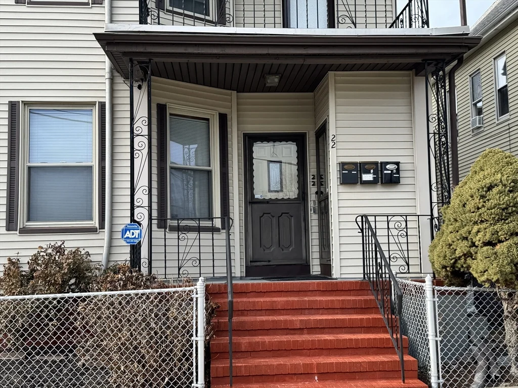 2 bed, 1 bath apartment for rent at 22 Dana St Unit 1, Winter Hill — photo 1 of 17