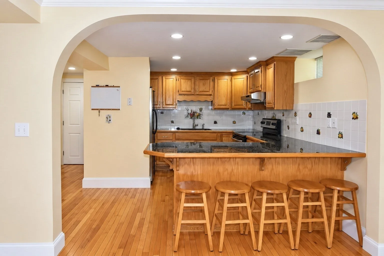 1 bed, 1 bath apartment for rent at 22 Dana St Unit B, Winter Hill