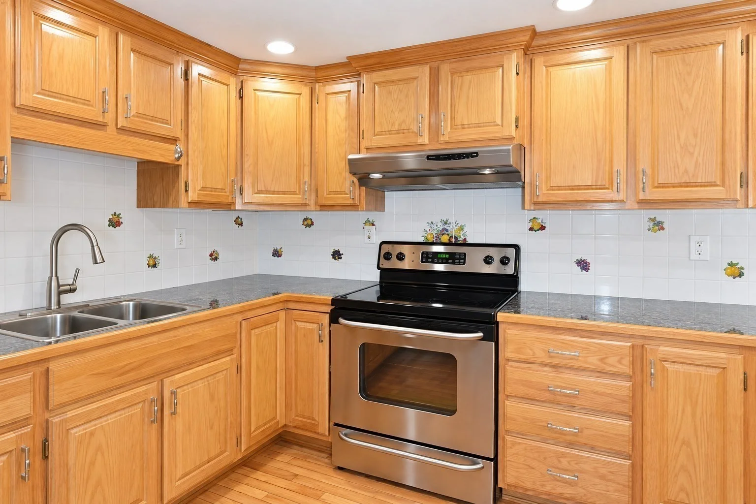 1 bed, 1 bath apartment for rent at 22 Dana St Unit B, Winter Hill — photo 3 of 18