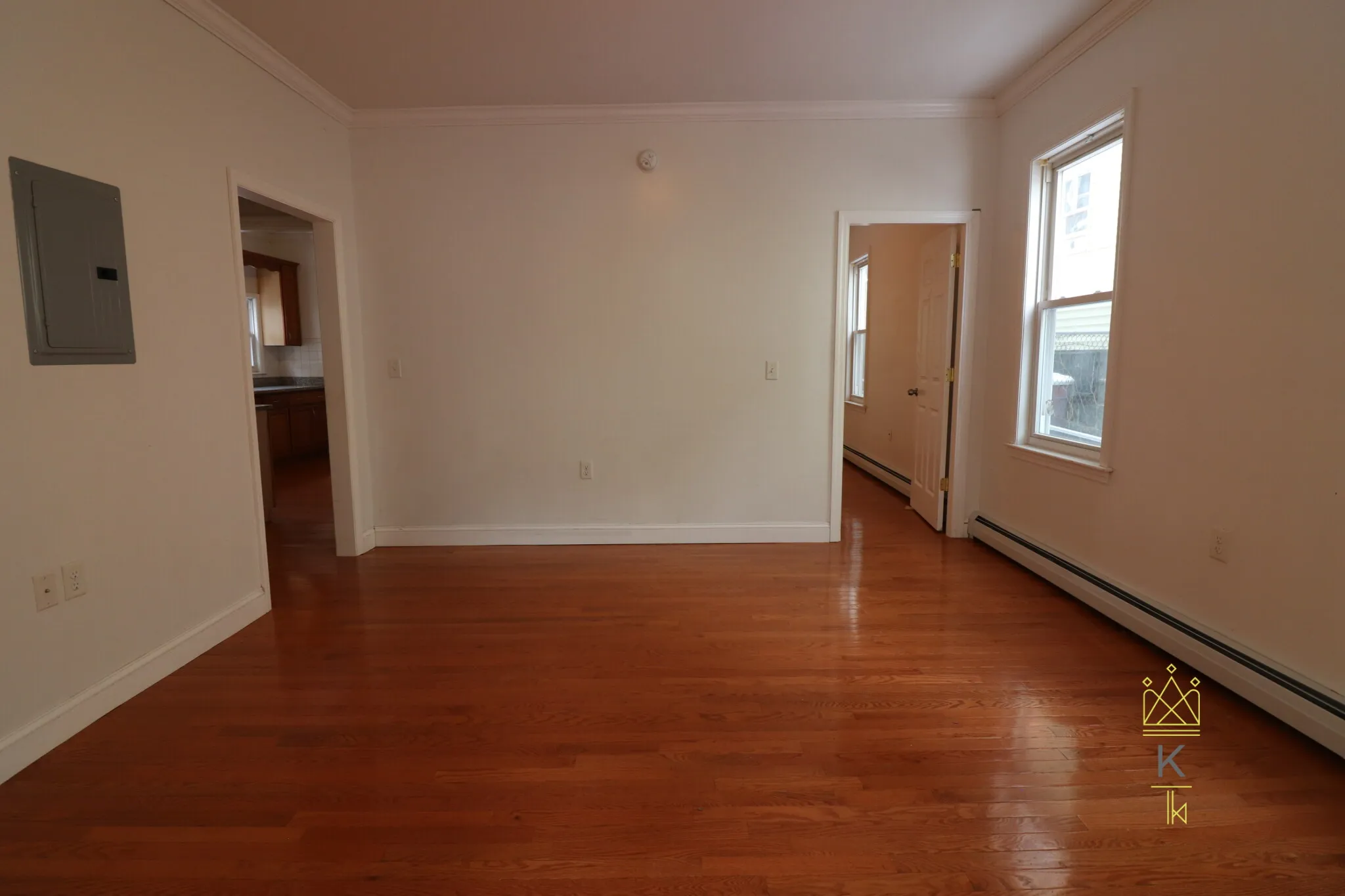 3 bed, 1 bath apartment for rent at 22 Darling St Unit 1, Mission Hill — photo 5 of 18