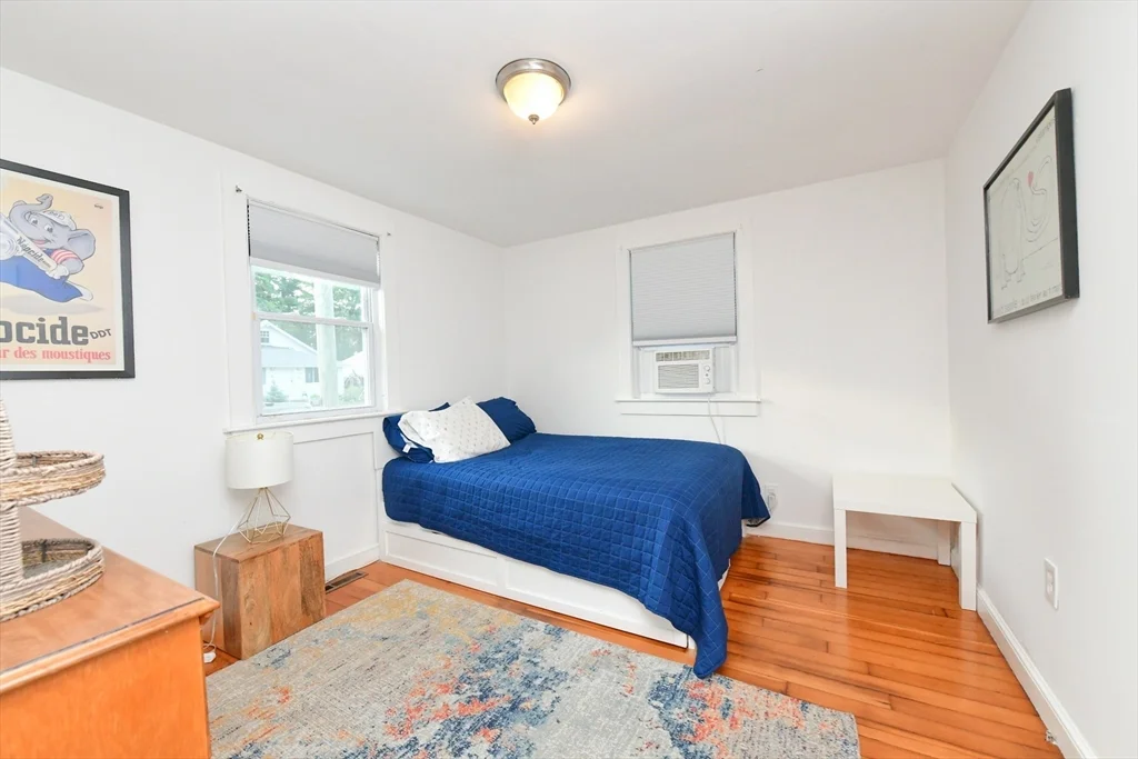2 bed, 1 bath apartment for rent at 22 Datewood St Unit WINTER, Parkwood Beach — photo 15 of 22