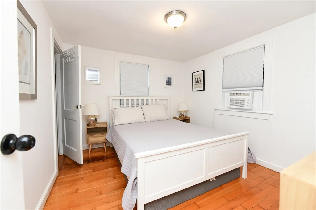 2 bed, 1 bath apartment for rent at 22 Datewood St Unit WINTER, Parkwood Beach — photo 11 of 22