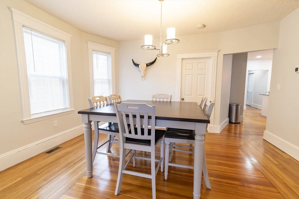 3 bed, 2 bath apartment for rent at 22 Dearborn St Unit 2, Tufts University — photo 6 of 20
