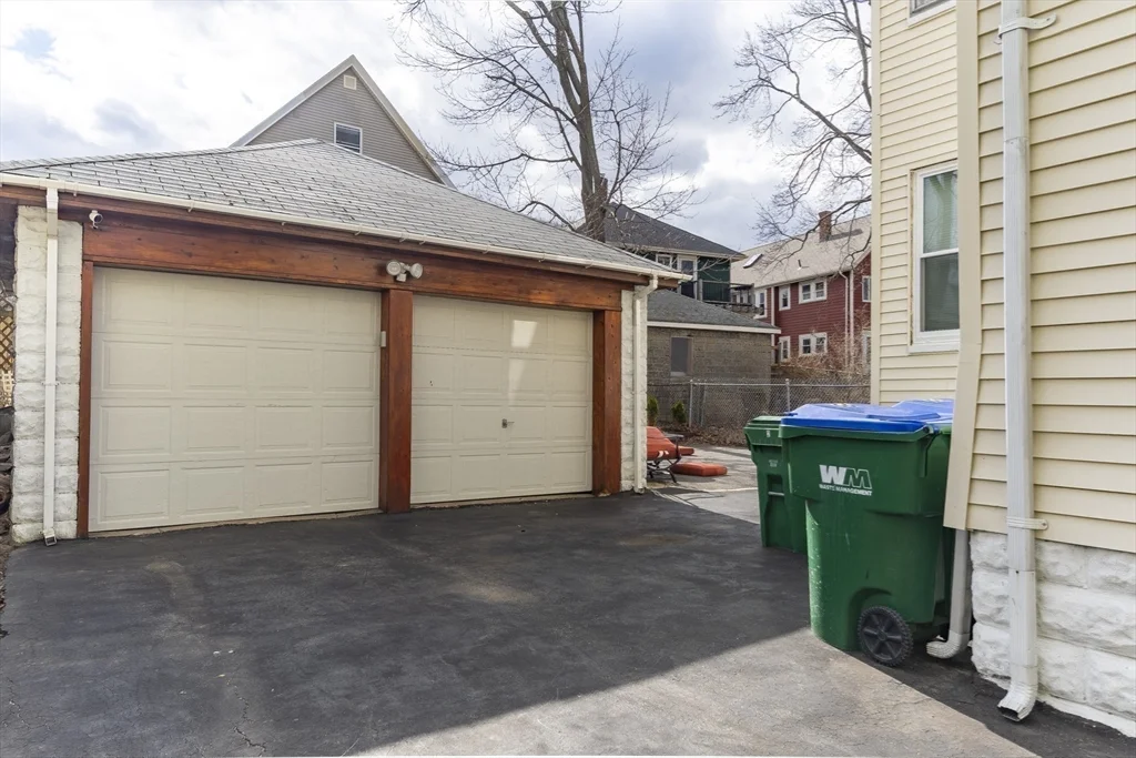 3 bed, 2 bath apartment for rent at 22 Dearborn St Unit 2, Tufts University — photo 20 of 20