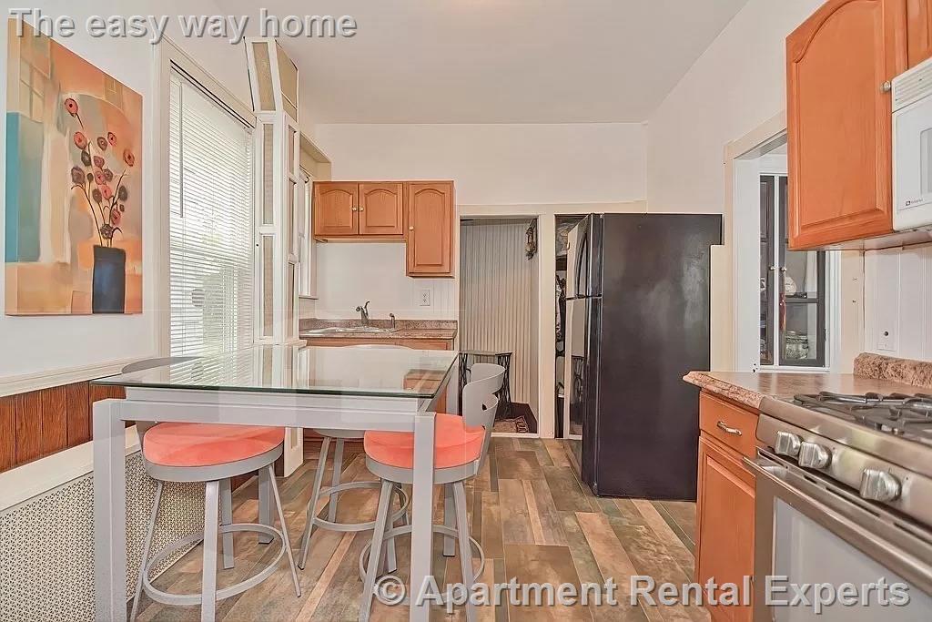2 bed, 1 bath apartment for rent at 22 Dell St, East Somerville — photo 14 of 26