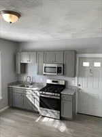 5 bed, 1 bath apartment for rent at 22 Downer Ave Unit 2, Dorchester — photo 1 of 9