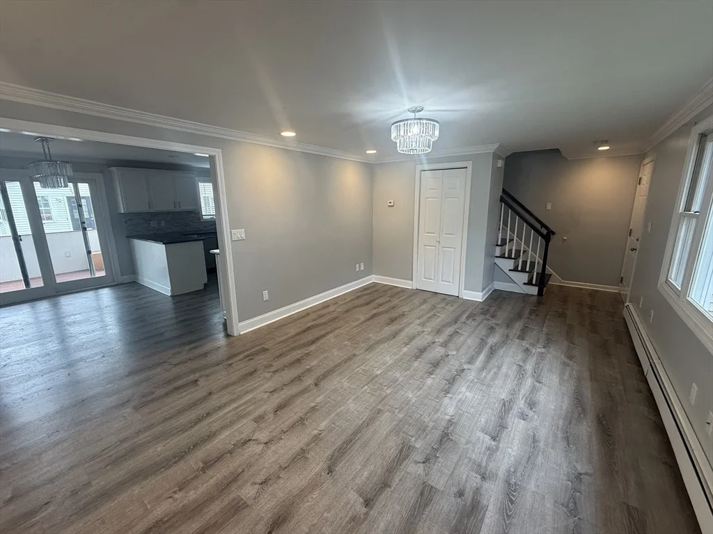 4 bed, 2 bath apartment for rent at 22 Draper Rd Unit A, Framingham — photo 4 of 9