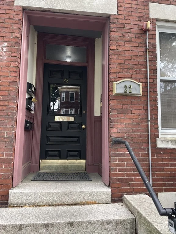 3 bed, 1 bath apartment for rent at 22 Dudley St Unit 3, North Cambridge