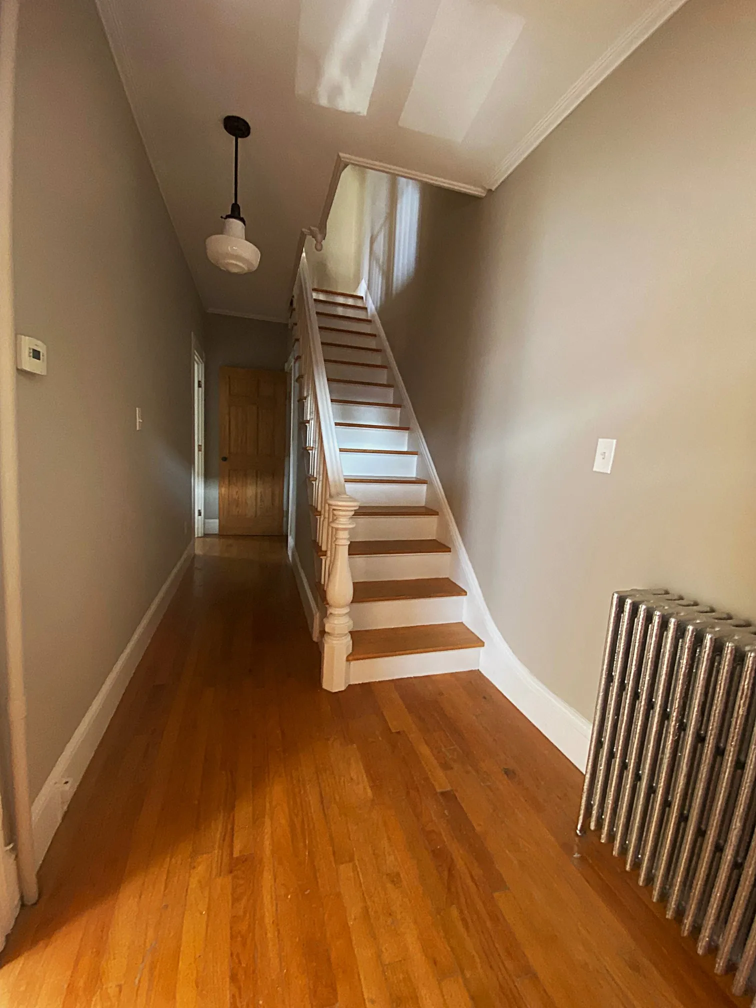 4 bed, 2 bath apartment for rent at 22 Eastburn, Brighton — photo 2 of 14