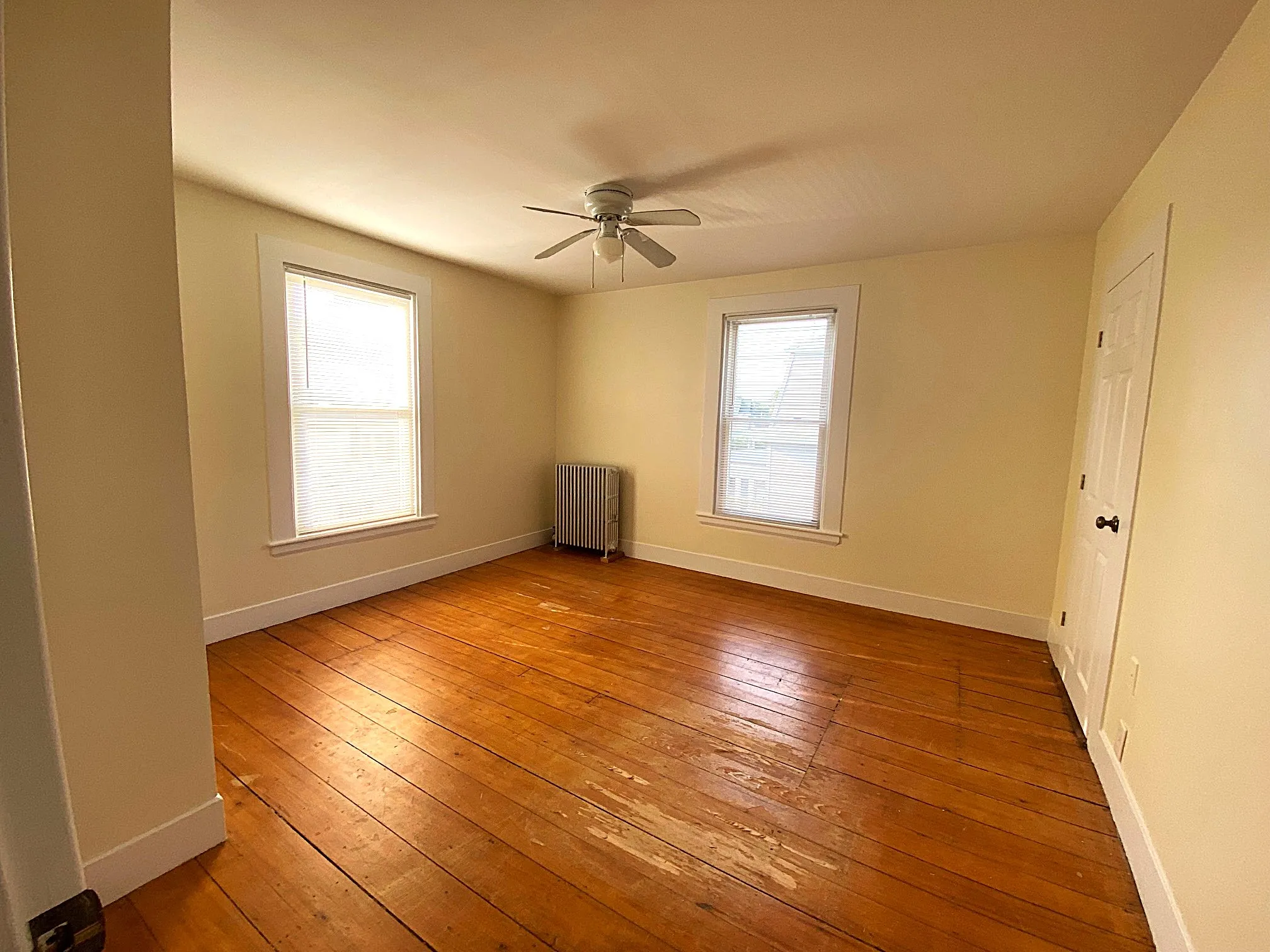 4 bed, 2 bath apartment for rent at 22 Eastburn, Brighton — photo 5 of 14
