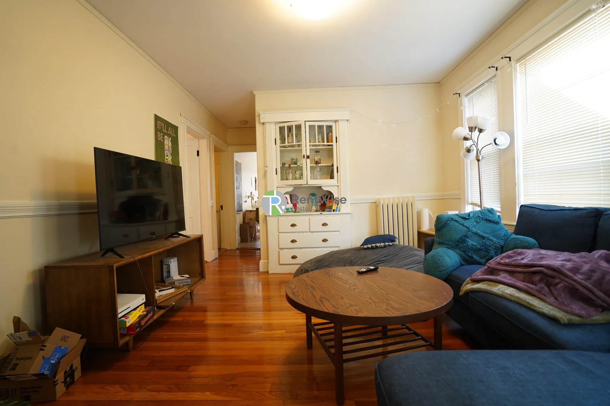 3 bed, 1 bath apartment for rent at 22 Edison Ave Unit 1, Medford — photo 3 of 16