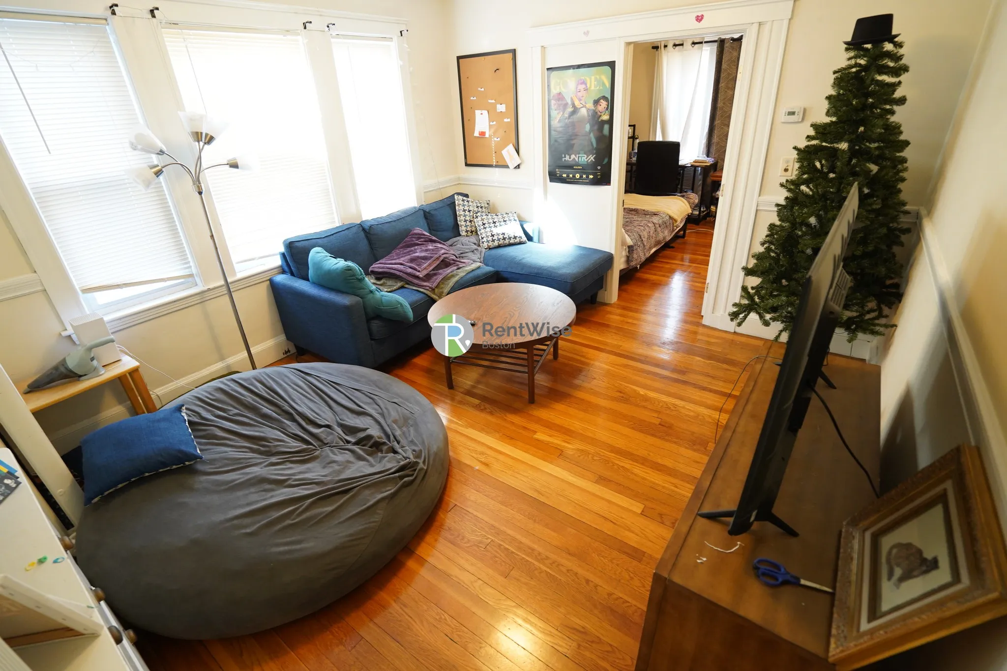 3 bed, 1 bath apartment for rent at 22 Edison Ave Unit 1, Medford — photo 1 of 16
