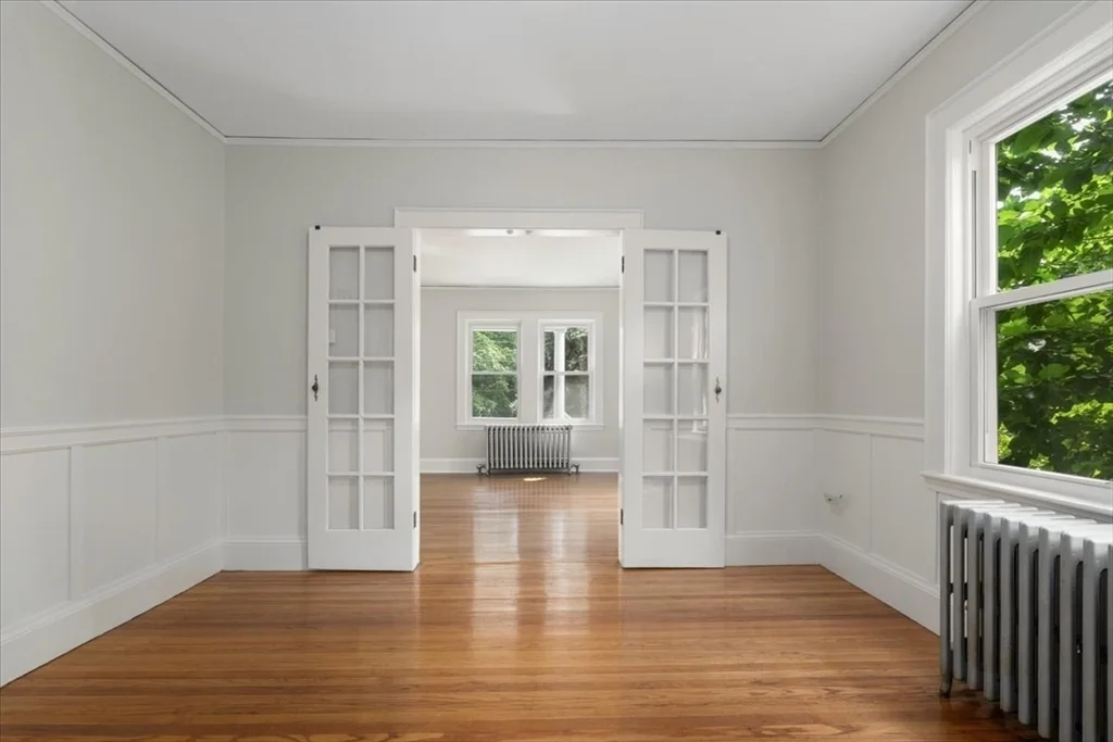 3 bed, 1 bath apartment for rent at 22 Eldridge Rd Unit 1, Jamaica Plain — photo 13 of 35