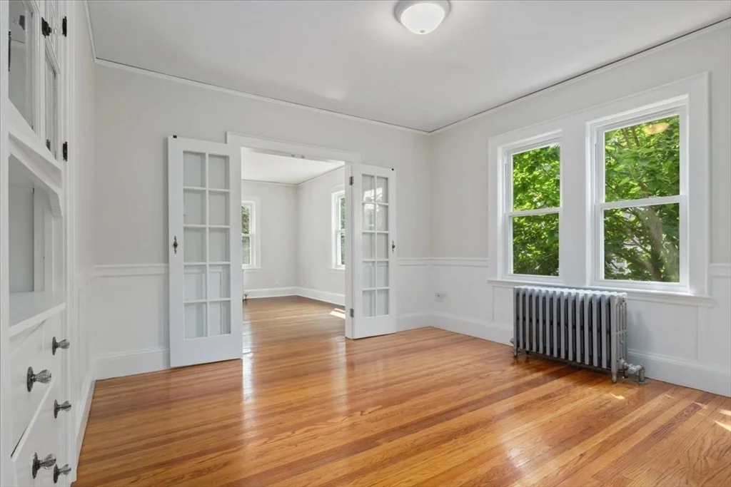 3 bed, 1 bath apartment for rent at 22 Eldridge Rd Unit 1, Jamaica Plain — photo 12 of 35