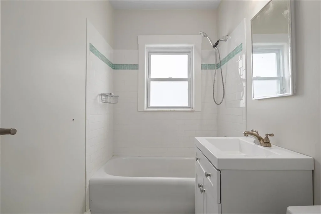 3 bed, 1 bath apartment for rent at 22 Eldridge Rd Unit 1, Jamaica Plain — photo 18 of 35
