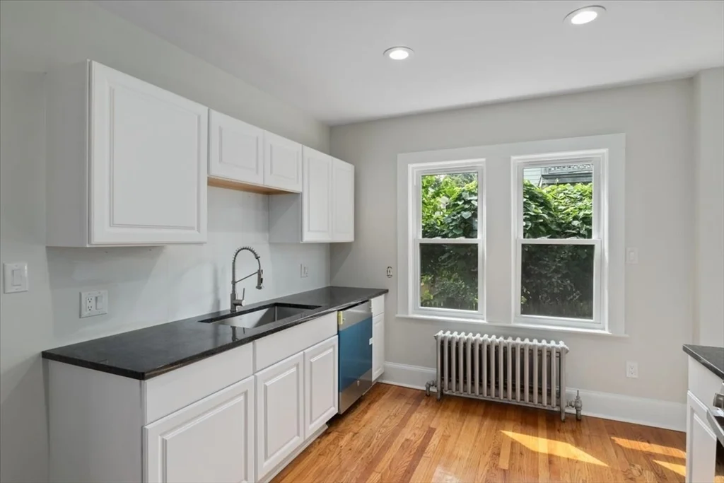 3 bed, 1 bath apartment for rent at 22 Eldridge Rd Unit 1, Jamaica Plain — photo 5 of 35