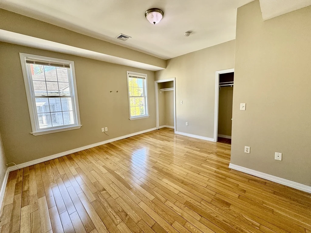 2 bed, 2 bath apartment for rent at 22 Elmore St Unit 3, Roxbury — photo 12 of 17