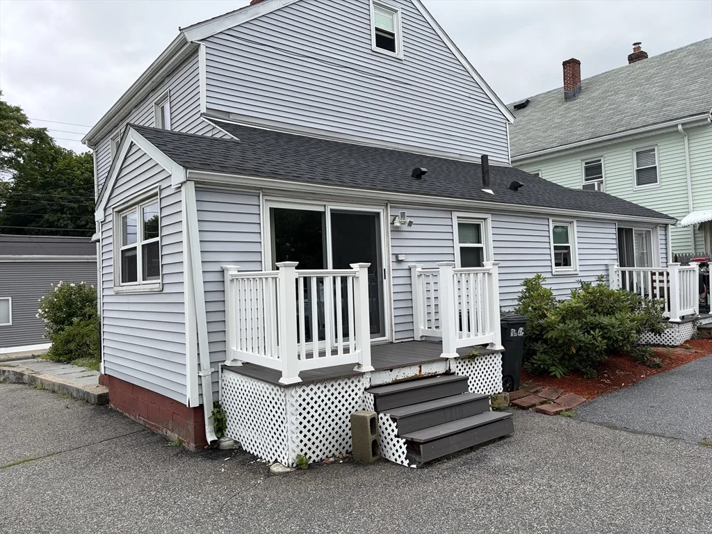 2 bed, 1 bath apartment for rent at 22 Emerson St Unit 22, Stoneham — photo 2 of 10
