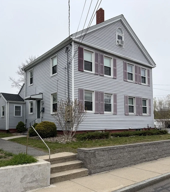 2 bed, 1 bath apartment for rent at 22 Emerson St Unit 22, Stoneham — photo 1 of 10