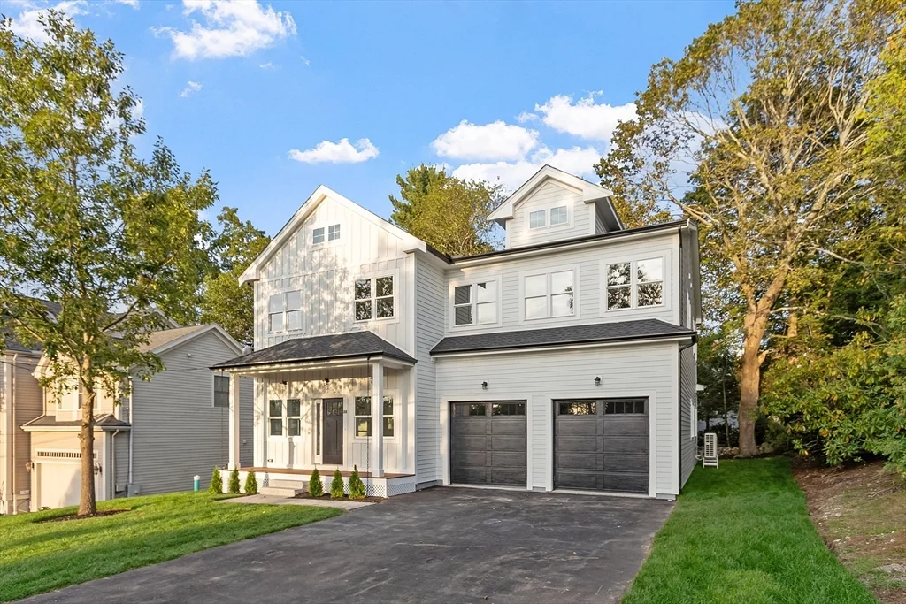 5 bed, 4+ bath apartment for rent at 22 Estabrook Rd, Lexington — photo 1 of 35