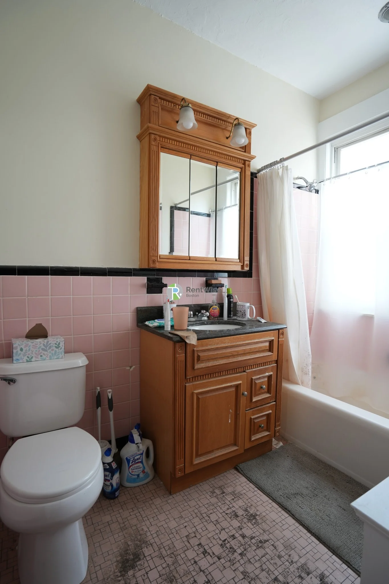 2 bed, 1 bath apartment for rent at 22 Euston St Unit 5, Brookline — photo 6 of 12